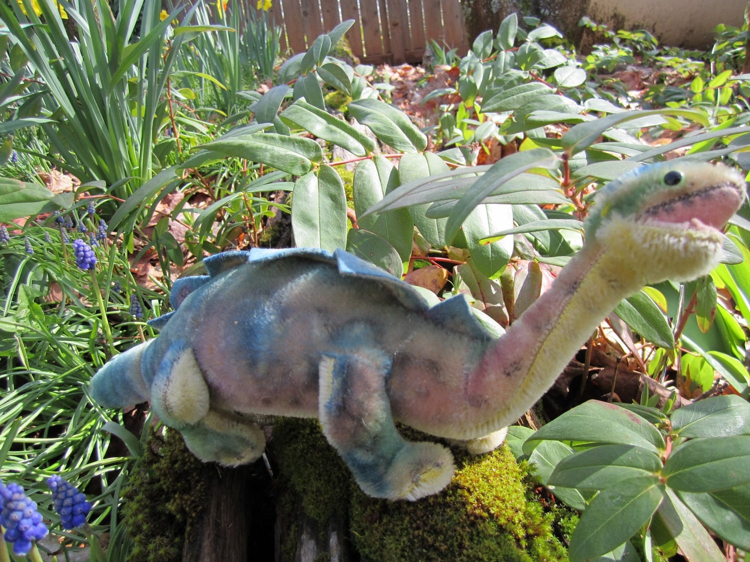 steiff dinosaur