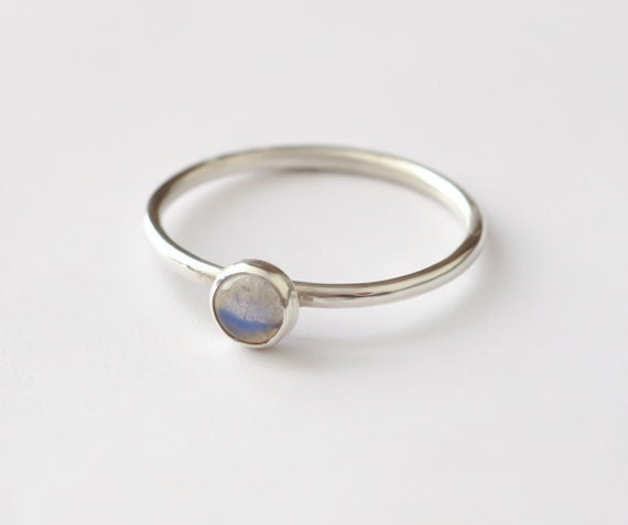 Labradorite Ring - Stackable Sterling Silver Labradorite Ring
