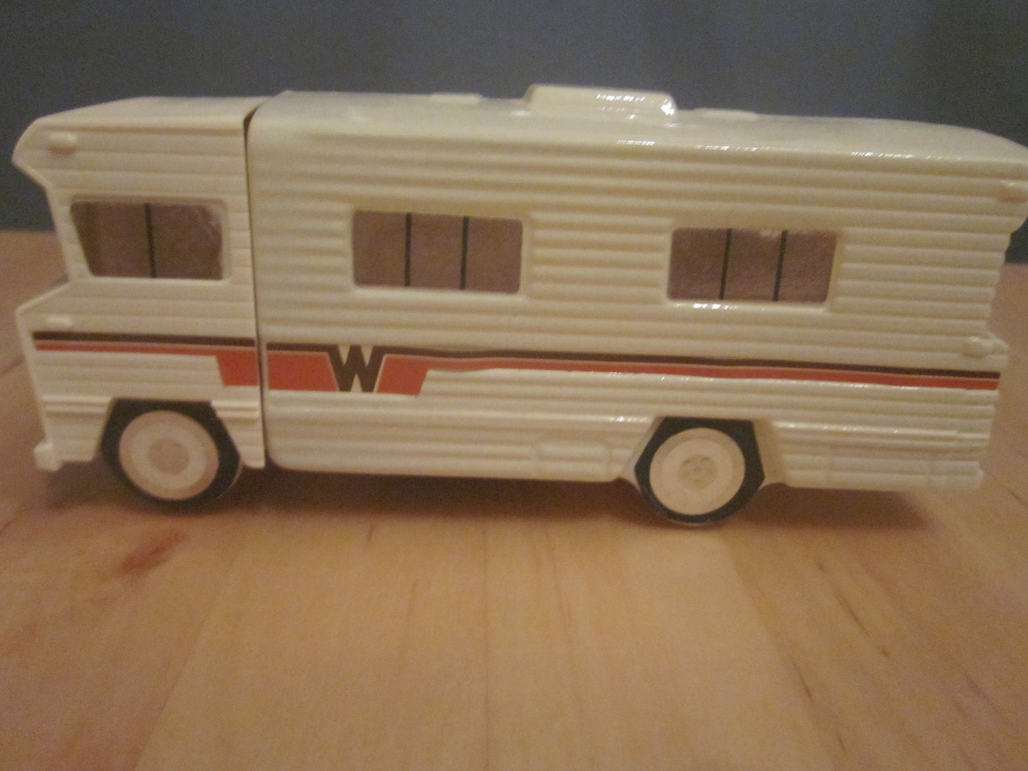 Winnebago Motor Home AVON Collectable Vintage Glass