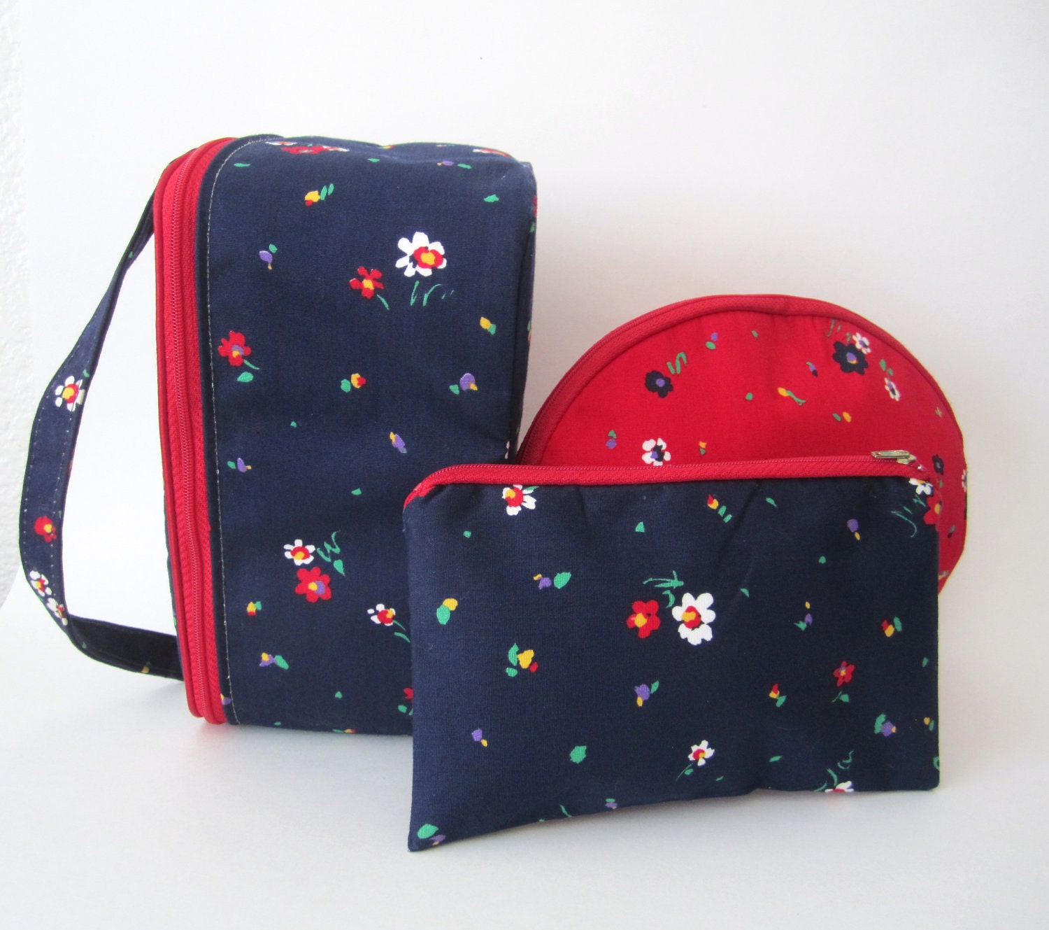 Vintage 70s 3 Piece Travel Bag Set // Makeup // Toiletries // Pouch // Bag // Flowers // Floral Design