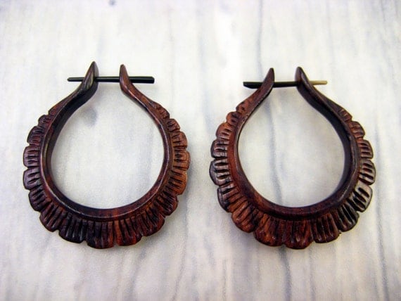 Oval Hoop Hand Carved wood Post Earrings Tribal Style - Gauges Plugs Bone Horn - PE004 RW