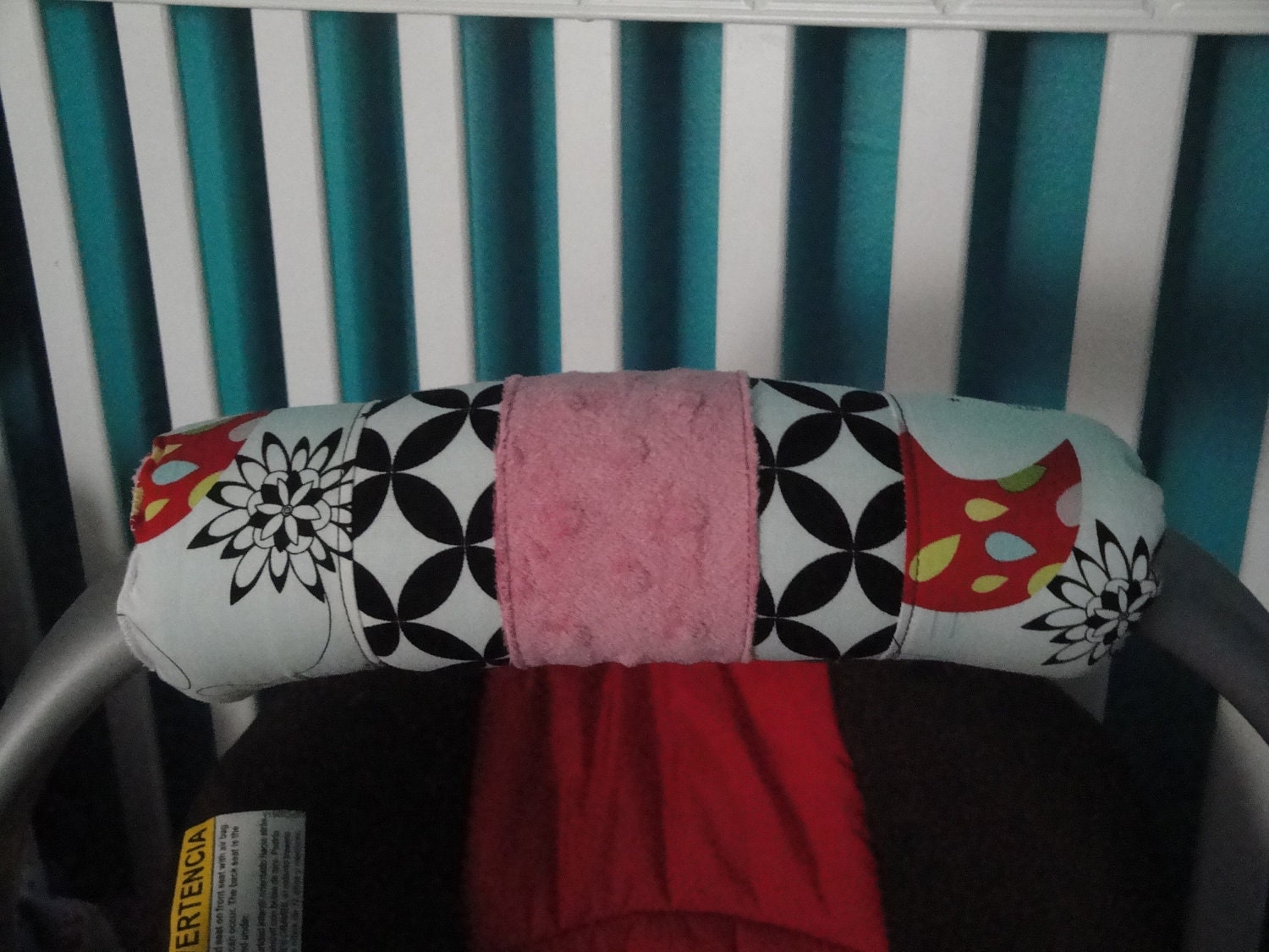 Reversible  Arm Pad Handle Cover - Diamond Eye Black and Pink Minky