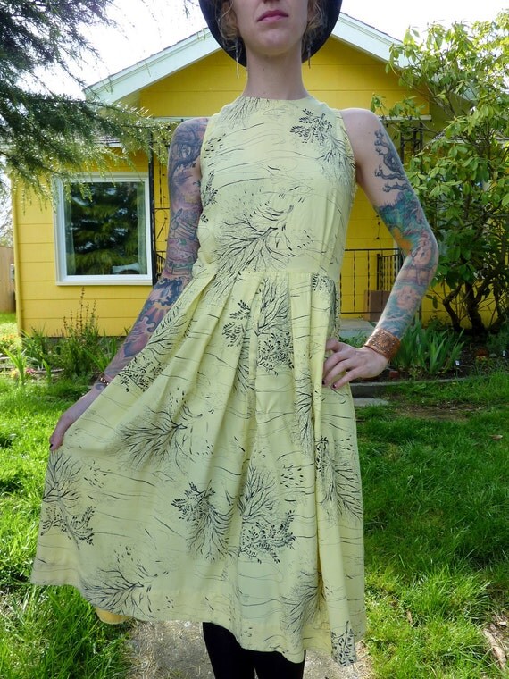 50s Marjorie Montgomery California Pale Yellow  Button Back Dress
