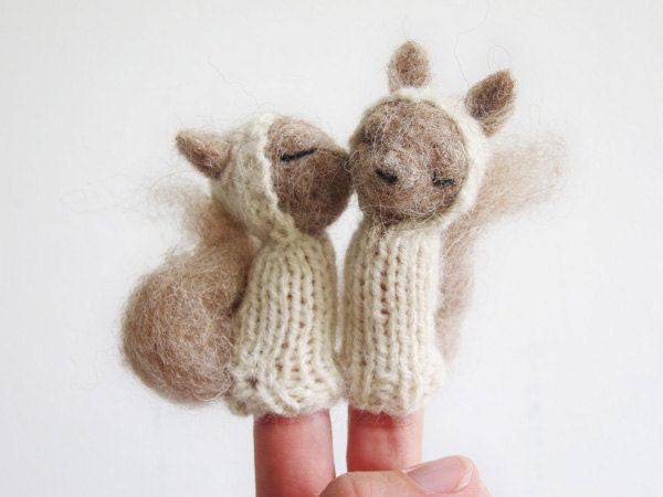 FINGER PUPPET MOBILE, Needle Felted Squirrelss, baby, children, kids, eco-friendly toy, nursery decor