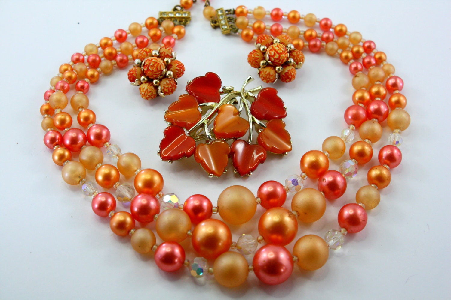 LOOK Oranges, A Vintage Jewelry Lot of a Japan Necklace, Thermoset Brooch, Cluster bead Earrings.