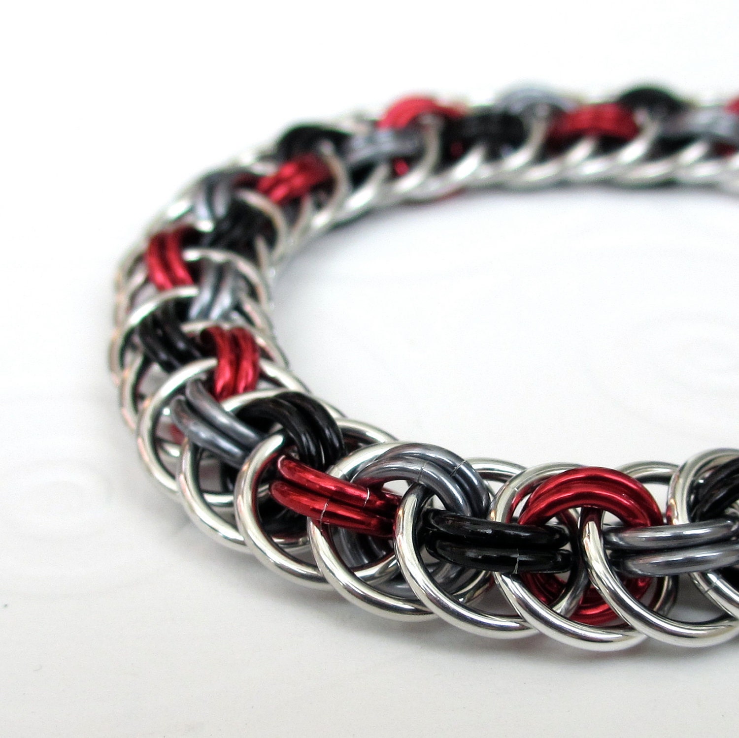 Viper Basket chainmaille bracelet in red, black and gray