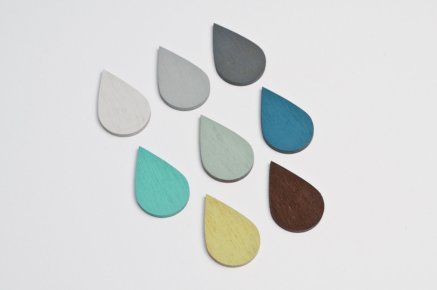 drop brooch