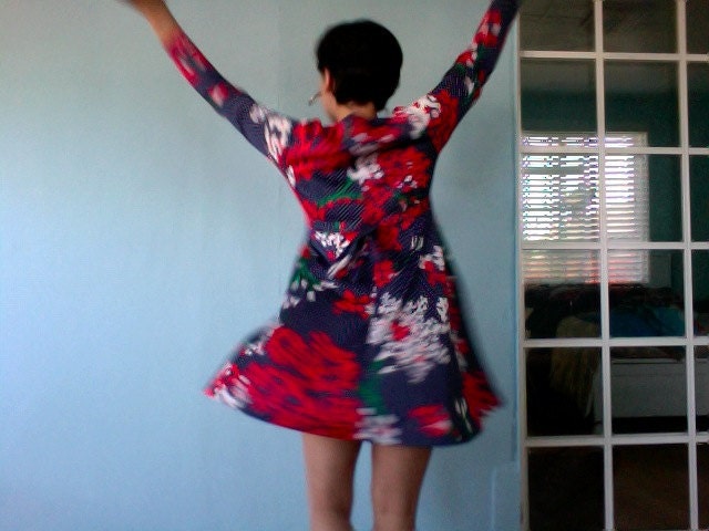 1960s Red Blue and White / Polka Dot /  Flower / Shirt Dress Size M - L