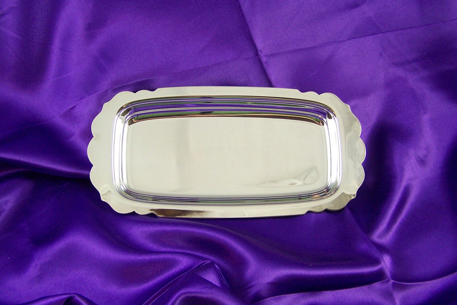 TOMATO - CRANBERRY Sauce TRAY - Vintage Silverplate - International - Holidays - Formal Table -  Under 15