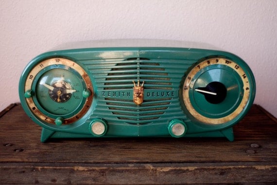 Zenith Deluxe Long Distance Radio