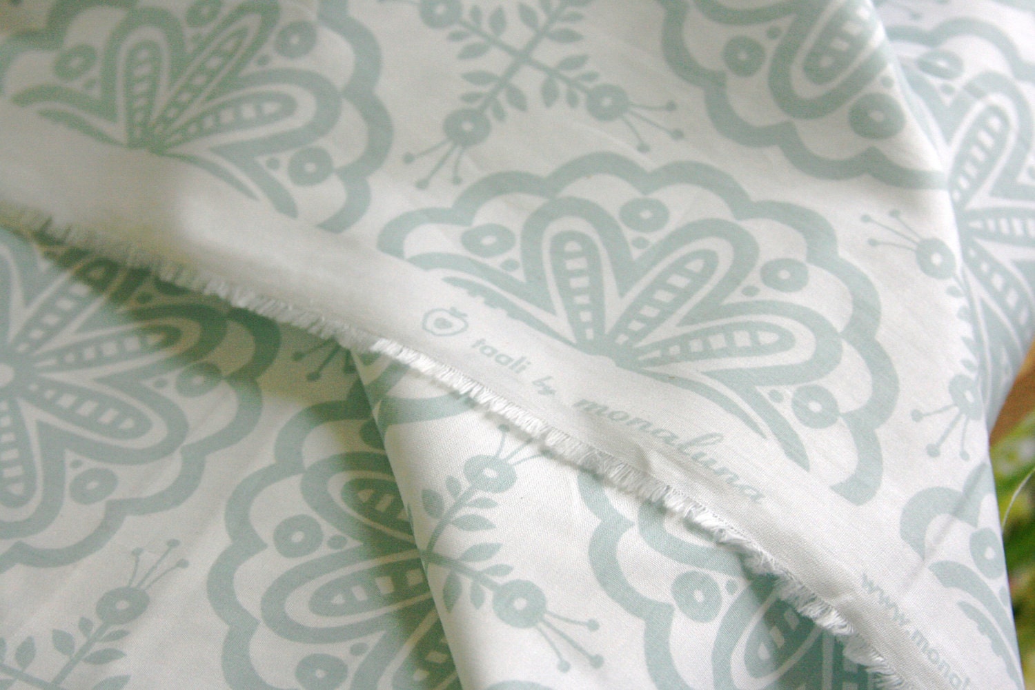 Organic "Astors" by Monaluna from the Taali Collection - ONE HALF YARD