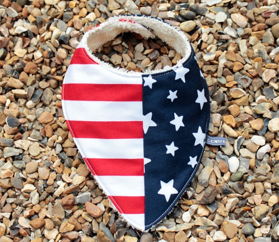 Bandana dribble bib - stars and stripes