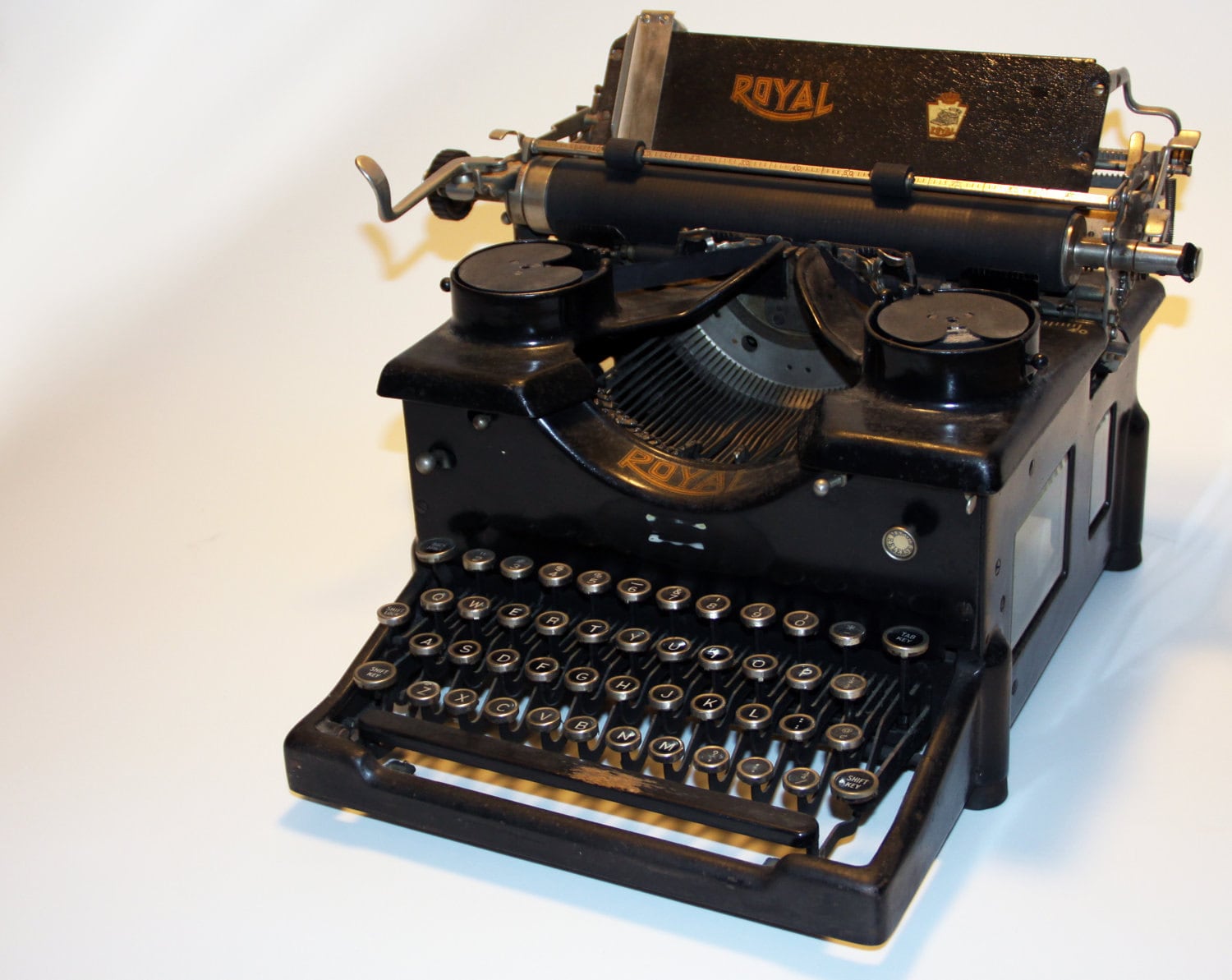 working vintage antique 1920 royal typewriter model by working vintage antique 1920 royal typewriter model by