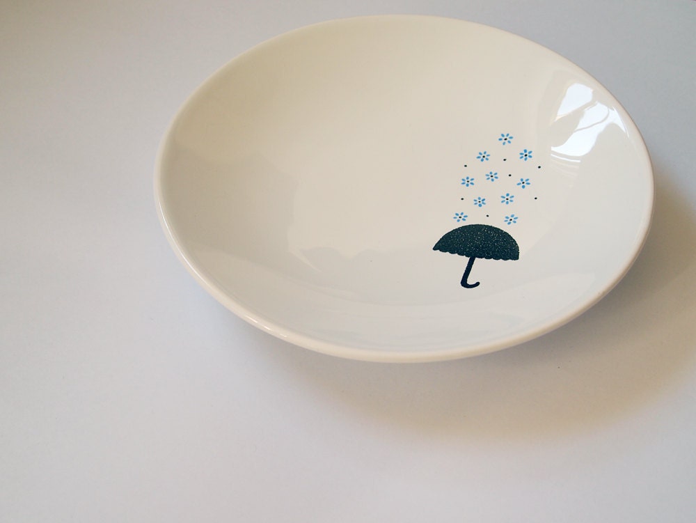 Blue rain candy dish