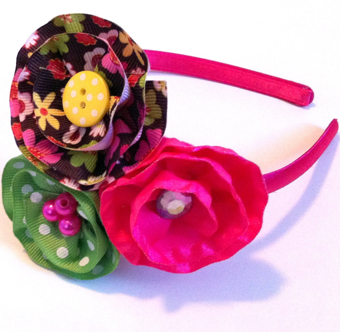 Items similar to Headband with Three Ribbon Flowers in Pink, Green