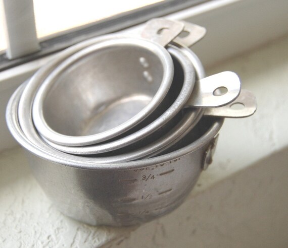 aluminum cup of Vintage  vintage Measuring Aluminum by QuirkyQuriosities 5 Cup measuring Set