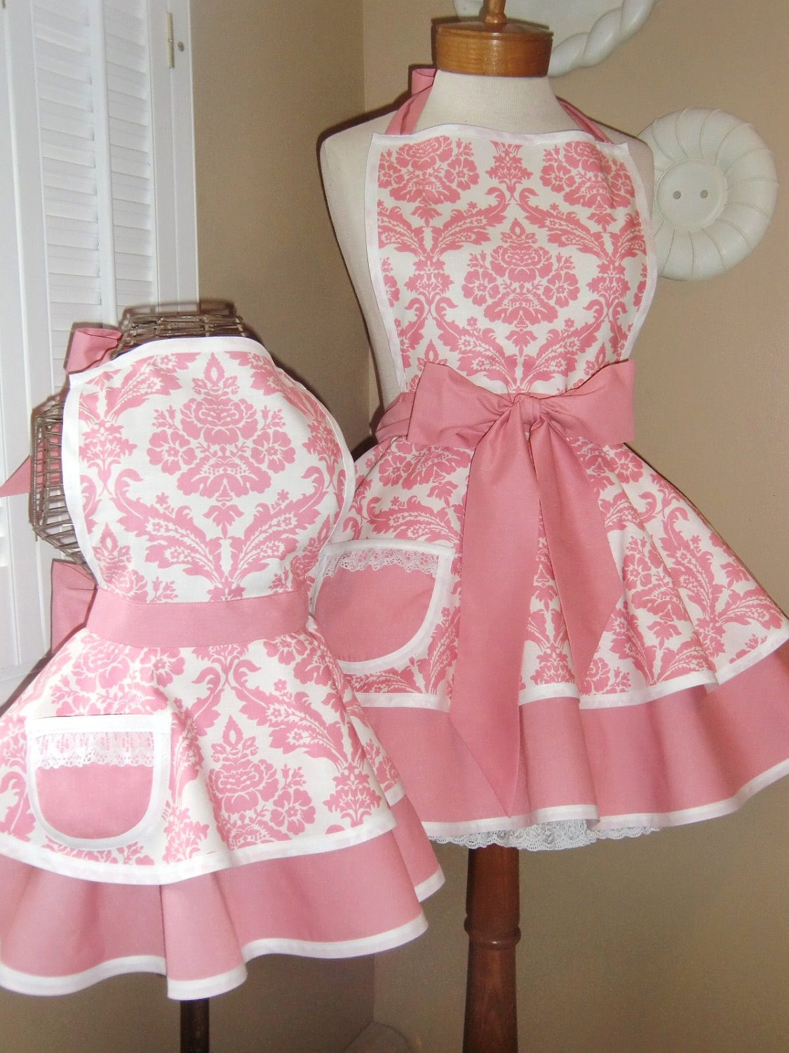 Mother and Daughter Matching Retro Apron Set in Pink Damask Print...Custom Order Your Sizes
