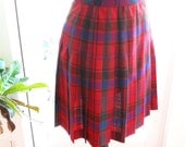 Vintage short mini plaid pleated skirt by Talbots: 2P