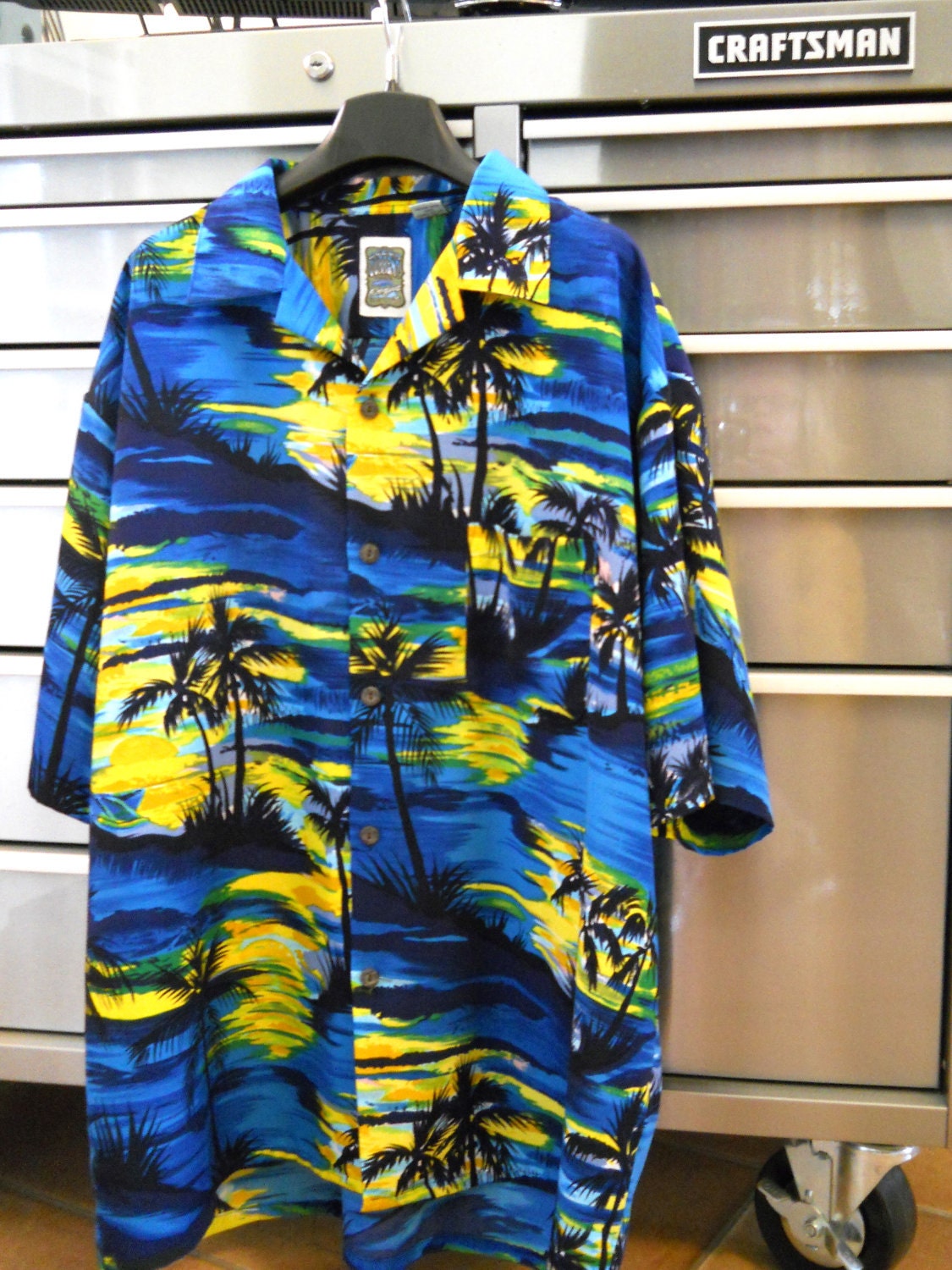 Hawaiian shirt by Ocean Currents: xl