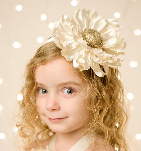 Divine Pearl Headband: Fits toddler to adult Il_570xn
