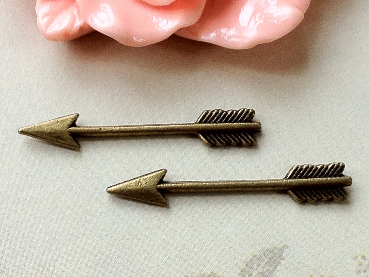 10 Pieces of 30mm "The Hunger Games Arrow"  Feather Arrow Charm Pendant (.CM)