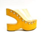 60s SCULPTURAL WOODEN PLATFORMS (Sabots / Kimel)
