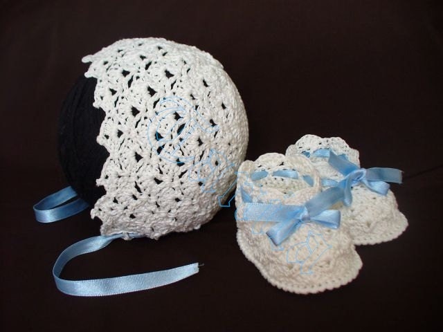 Baby Bonnet and Booties Crochet Pattern