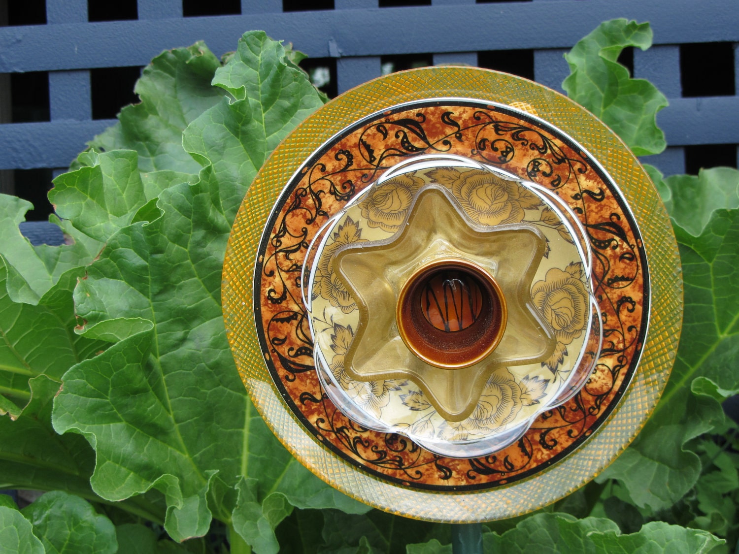Glass Plate Amber Flower Garden