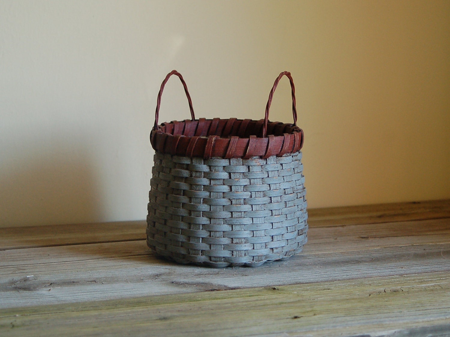 Primitive Round Basket in Slate & Red