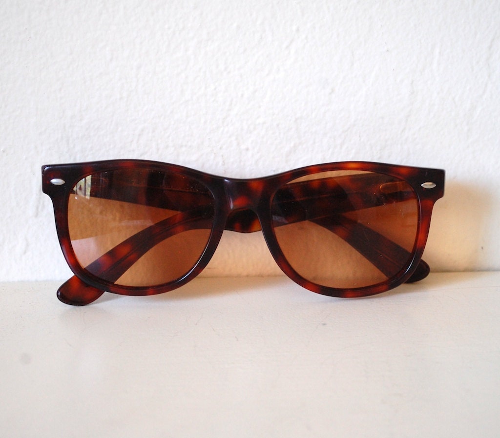 Vintage 80s Ray Ban Wayfarers in Brown Tortoise Rx