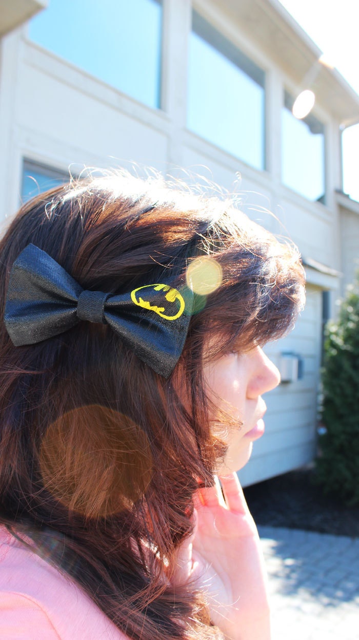 Batman Dark Knight Bow Hand Painted Canvas Bow Valve - Hair Clip - Hair accessory