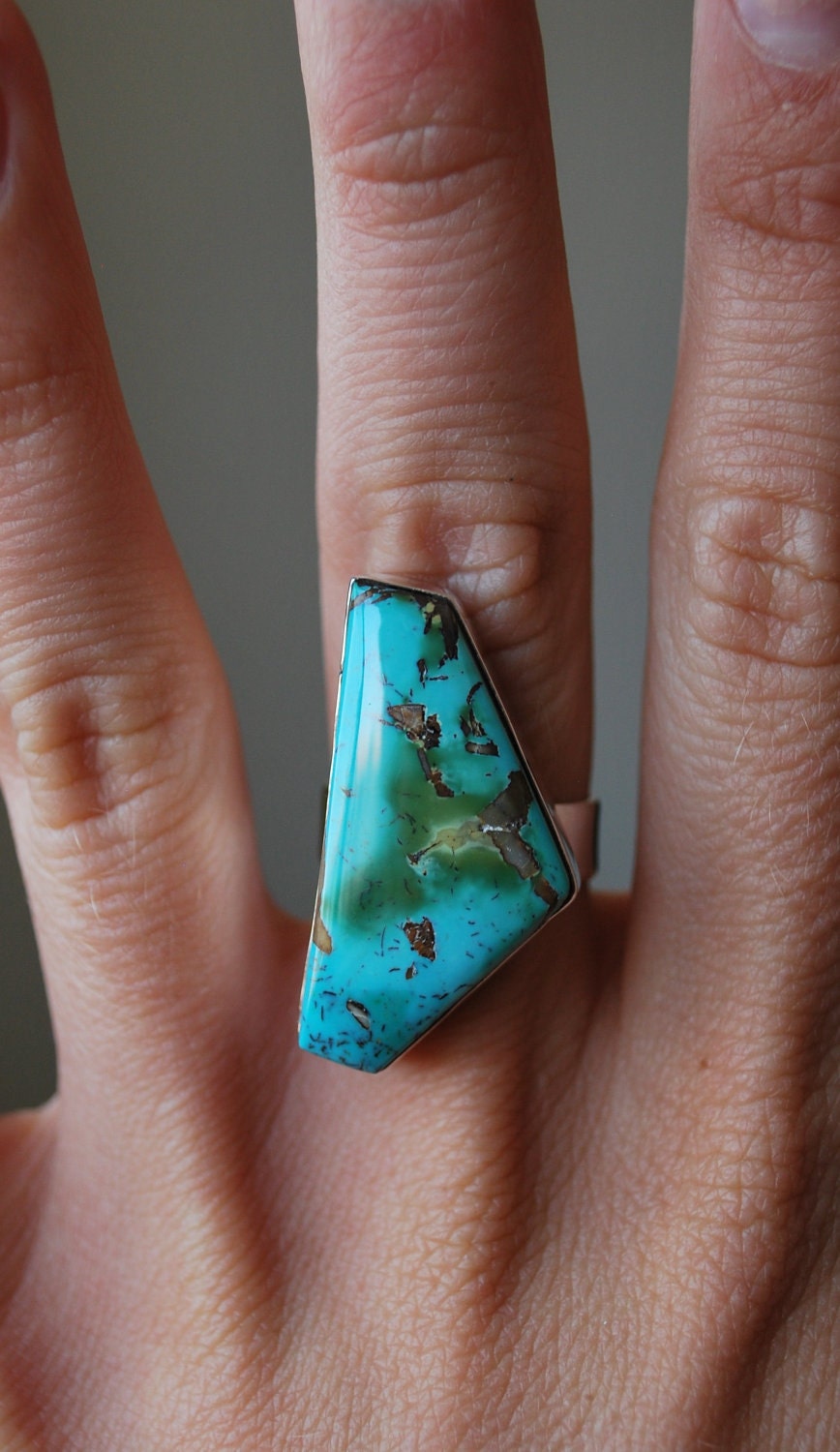 Abstract Turquoise Ring: Size 7