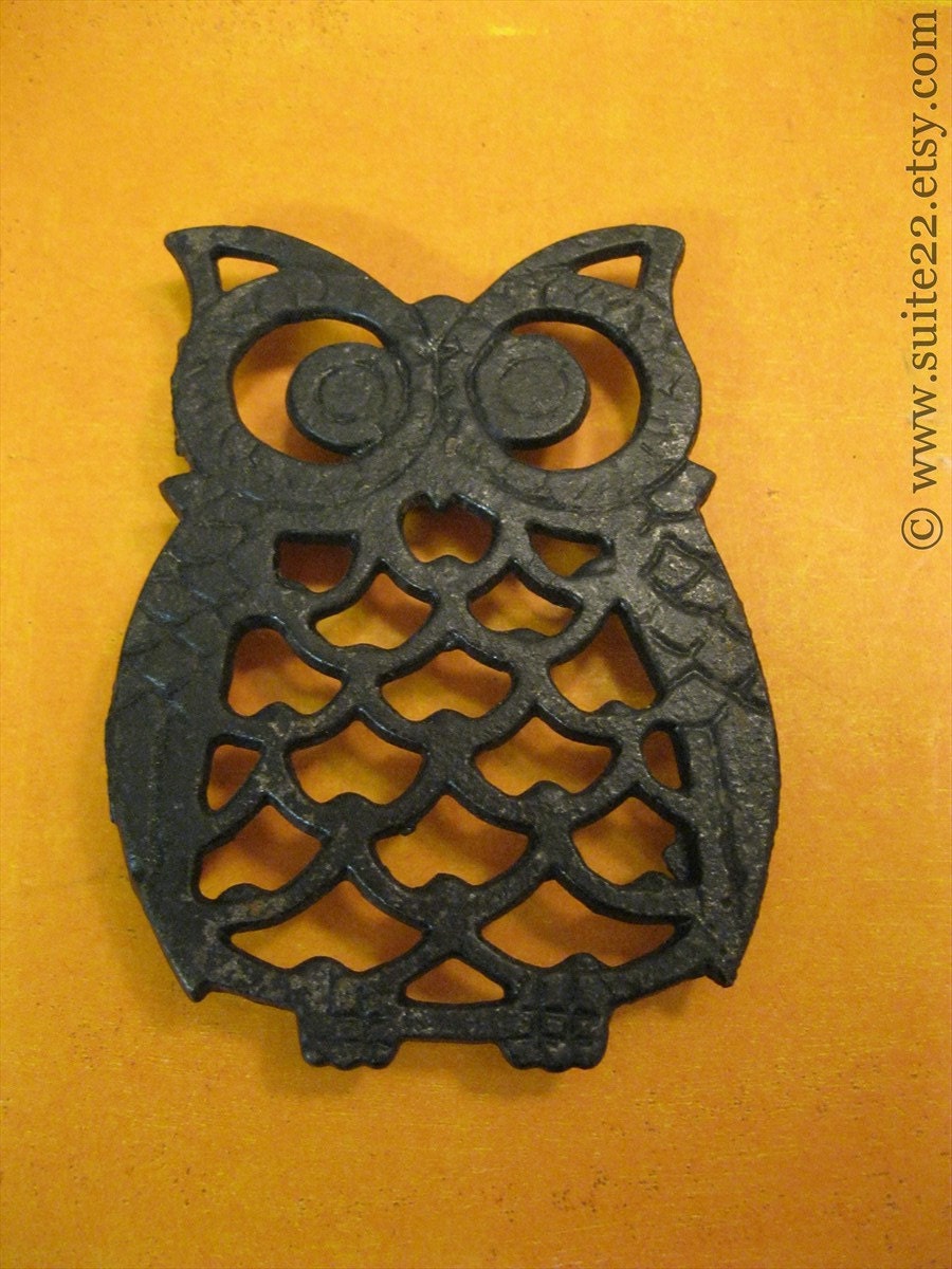 Small Vintage Owl Trivet