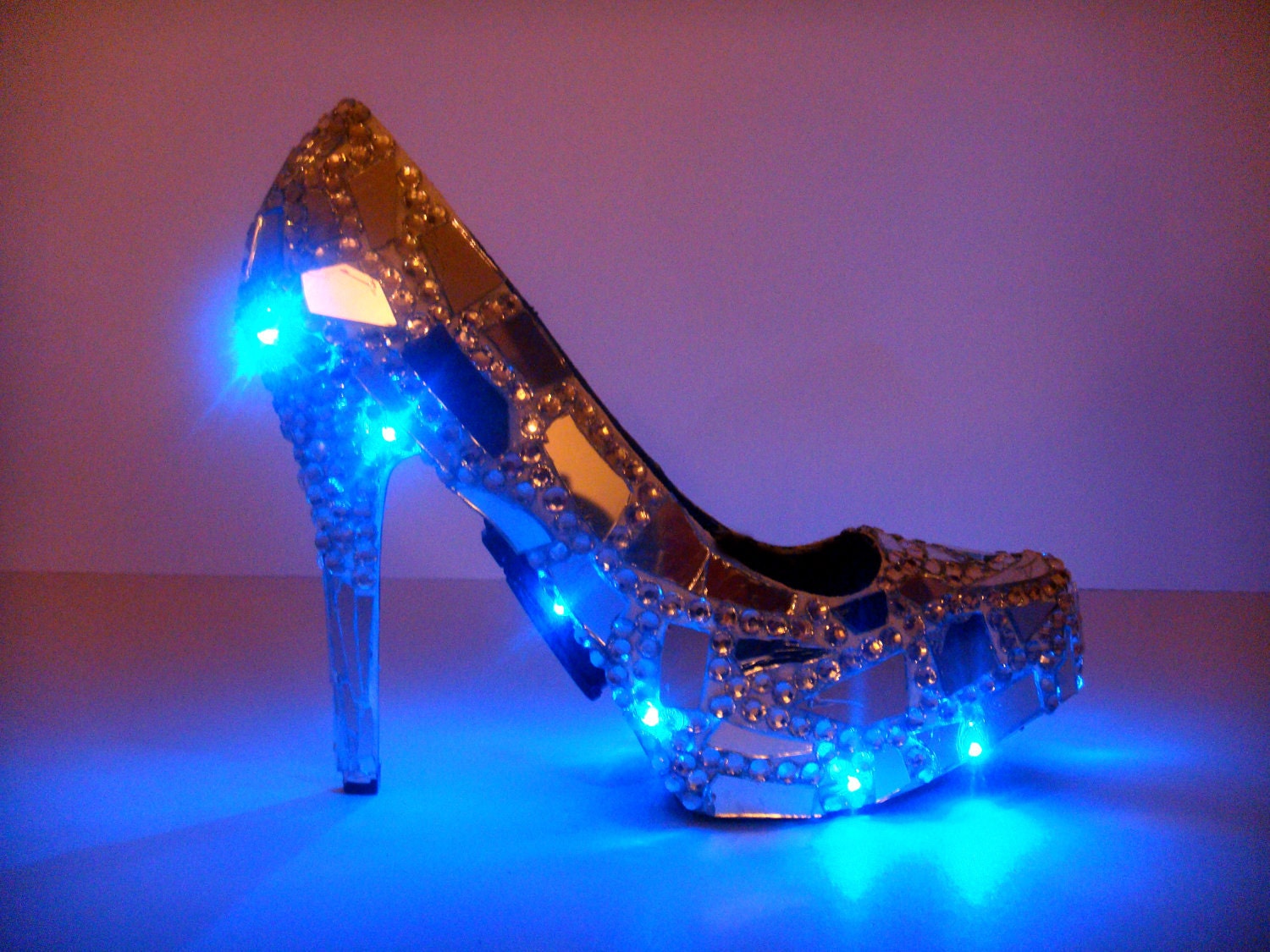 Women's Custom Designed Shoe/ Pump SHOWSTOPPER One of a Kind High Heel led