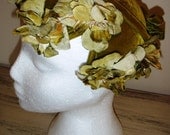 vintage hats  ... GREEN Velvet FLAPPER Floral Cap HEADPIECE So  Lovely Vintage ...