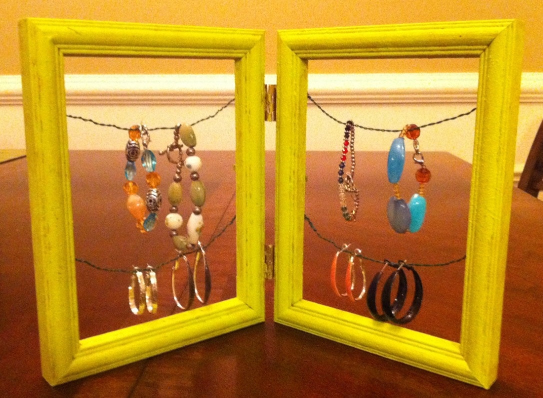 Vintage Inspired Jewelry Organizer