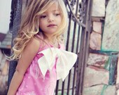 Lovely Pink Dress with French Hatbox Design