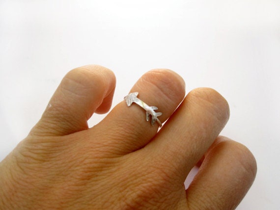 Arrow Ring - Sterling Silver - Silver Arrow - Modern Everyday Ring