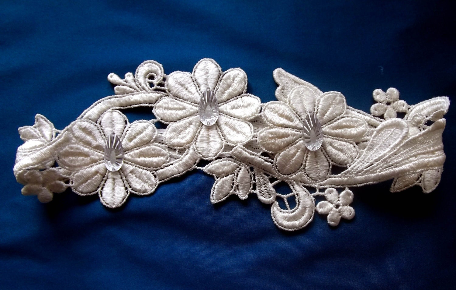 Bridal Garter- Embelished cream floral lace