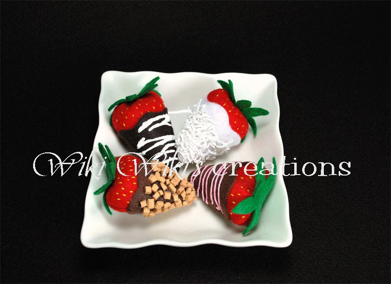 Four Chocolate Covered Strawberries - Pack 1