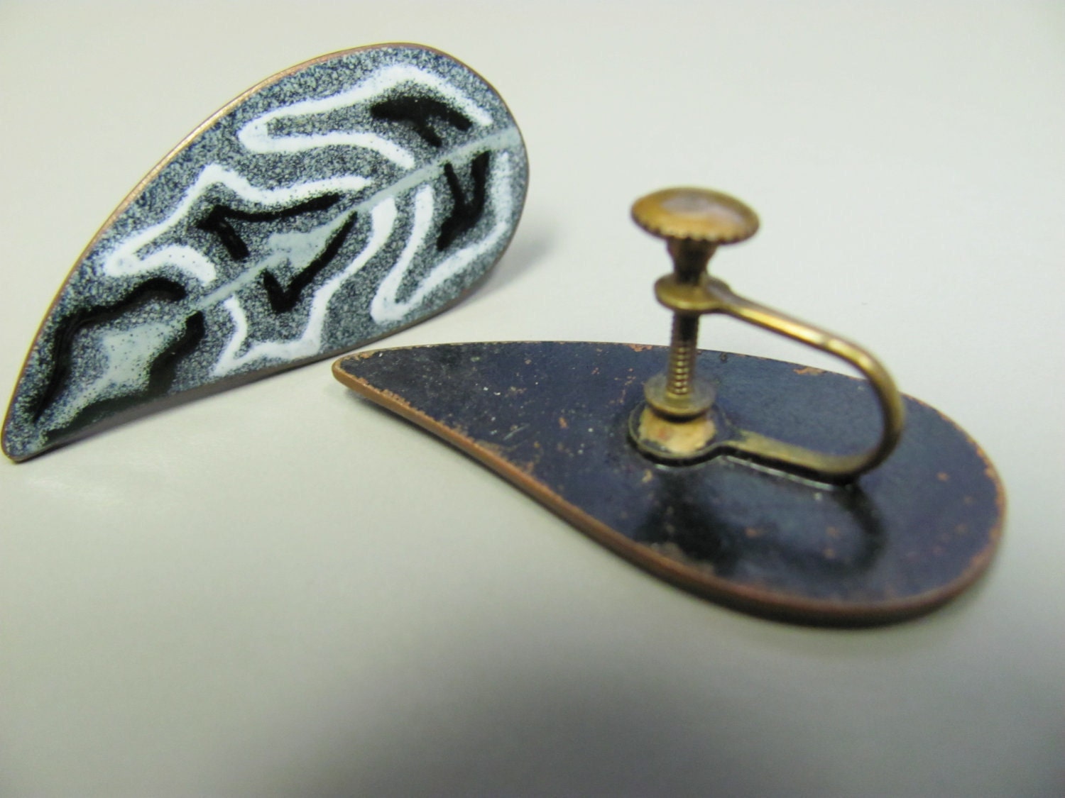 Vintage Painted Screw Back Earrings