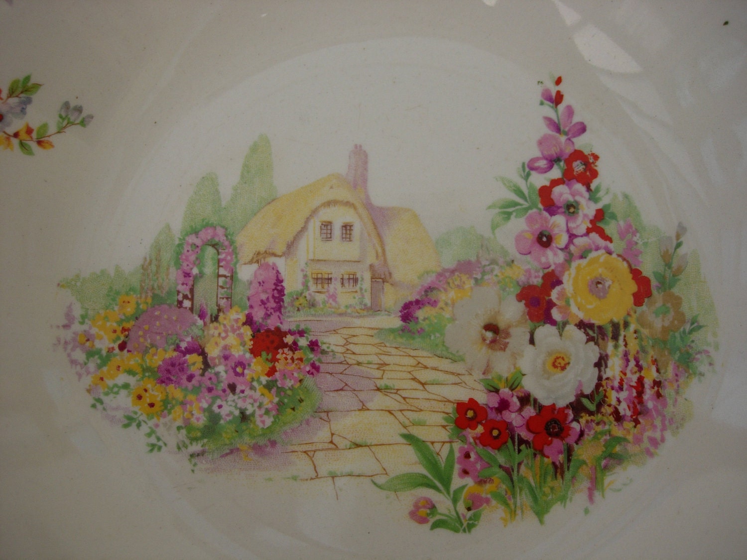 Vintage Bowl Floral Cottage with Flower Borders Very Pretty and Nostalgic 1930s