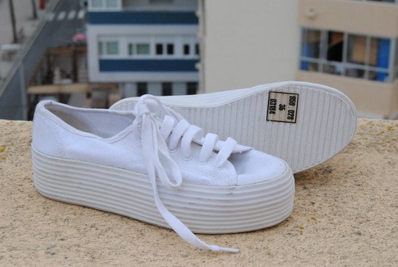 where to buy cheap white canvas shoes
