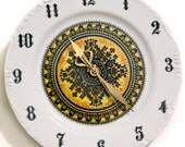 Black and White Ceramic Clock