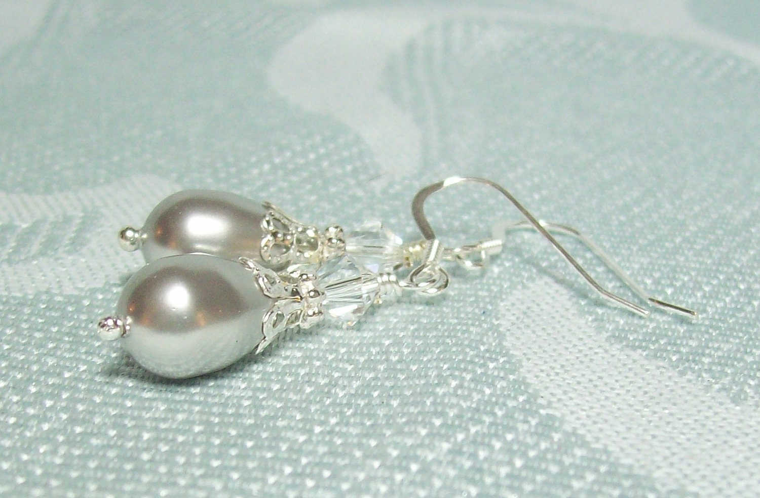 Light Gray Teardrop Pearl Earrings. Swarovski Crystals and Pearls.