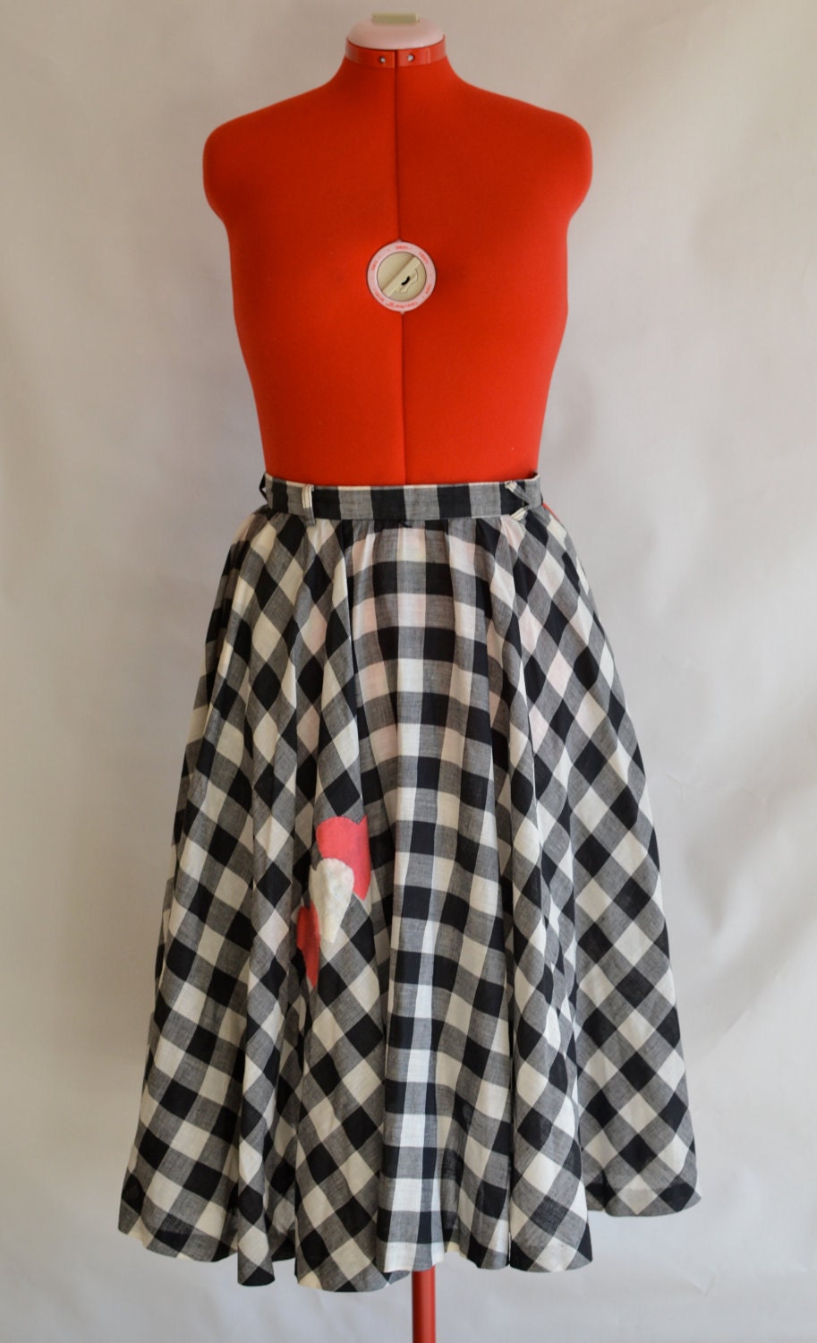 Vintage Black and White Rockabilly Hearts Circle Skirt / 1970s/1980s Skirt
