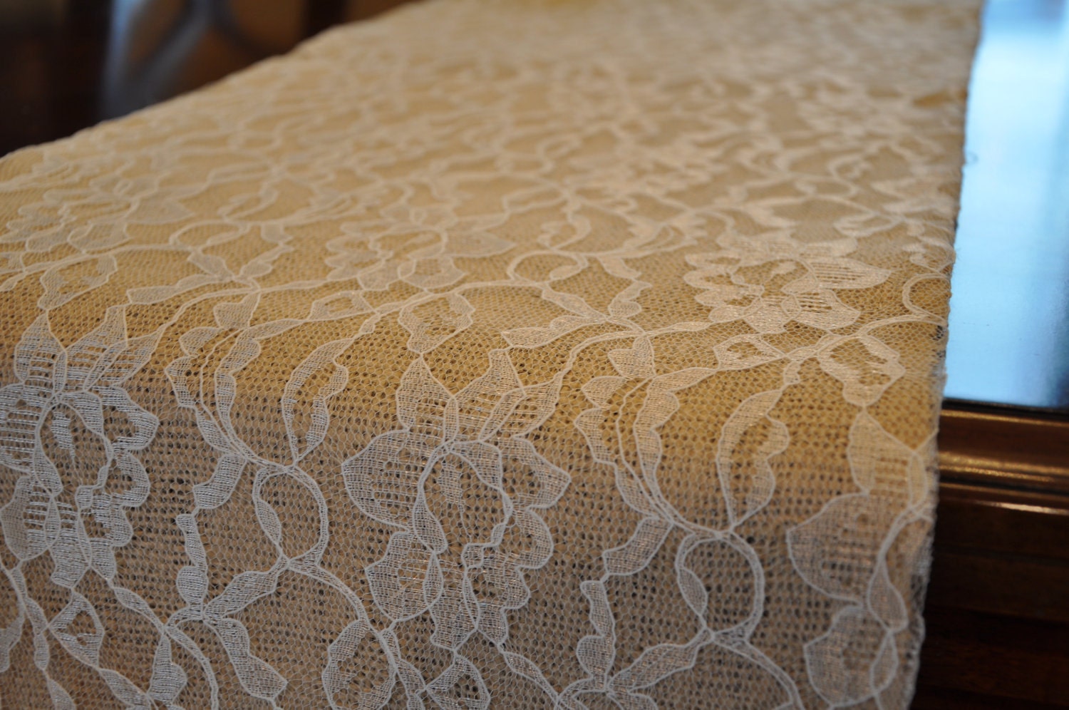 Burlap and Lace Table Runner (8') - Custom made table runners - Rustic Wedding Table Runners