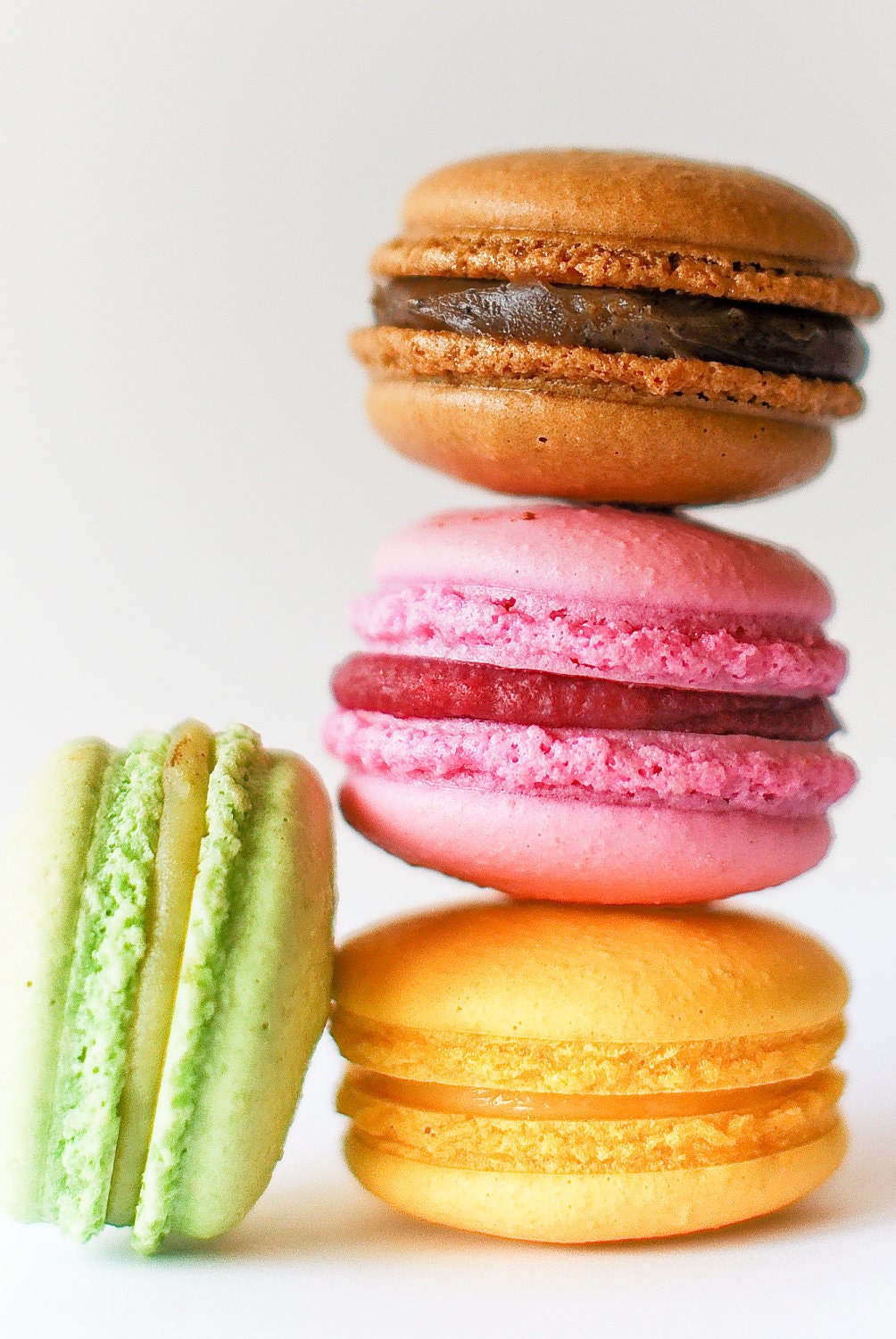 French Macarons - 24 Assorted French Macaron Box