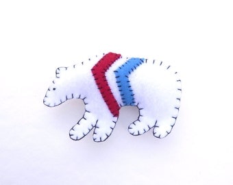 Chevron bear totem magnet, number 18