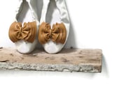 Camel Leather Bow Shoe- Clips